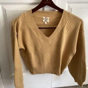 Ladies Hippie Rose Yellow Cropped V Neck Sweater Size Medium